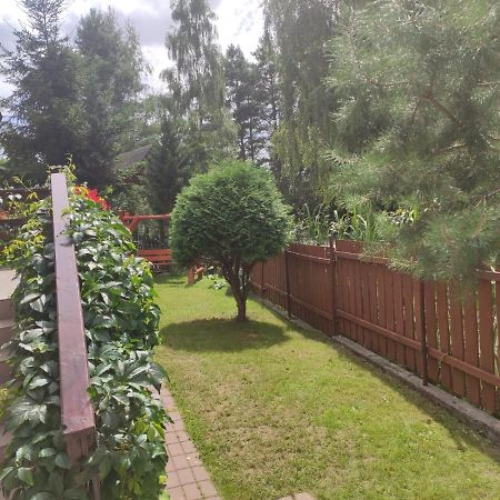 Dom Nad Jeziorem Strazym Zbiczno Buitenkant foto