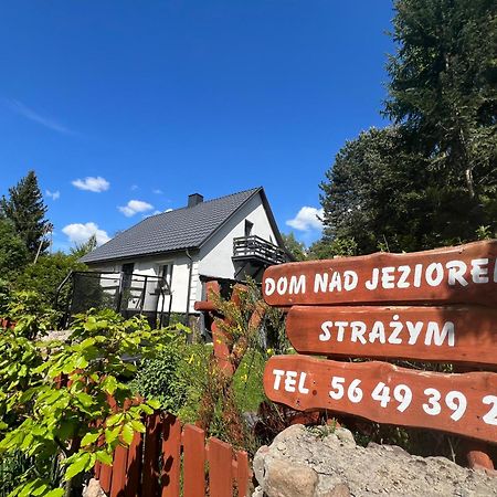Dom Nad Jeziorem Strazym Zbiczno Buitenkant foto