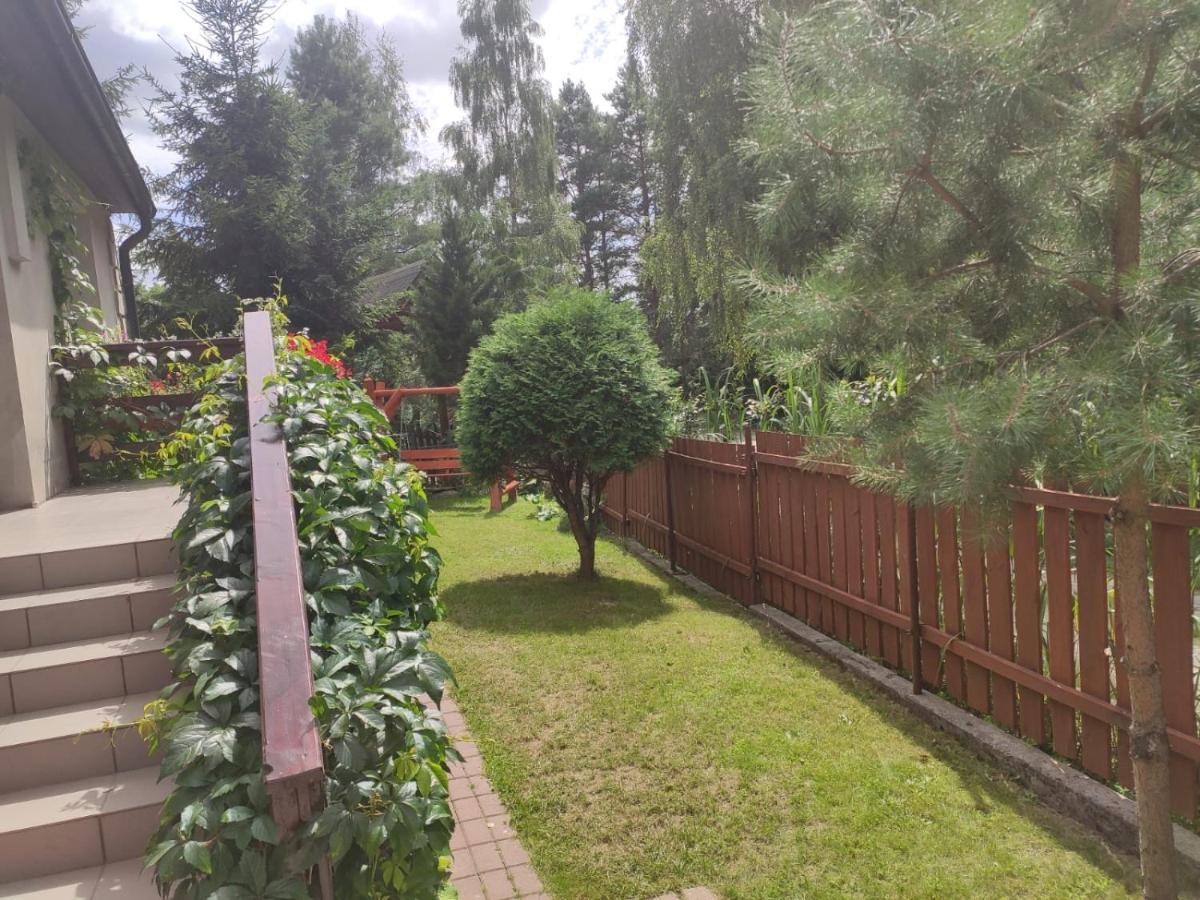 Dom Nad Jeziorem Strazym Zbiczno Buitenkant foto